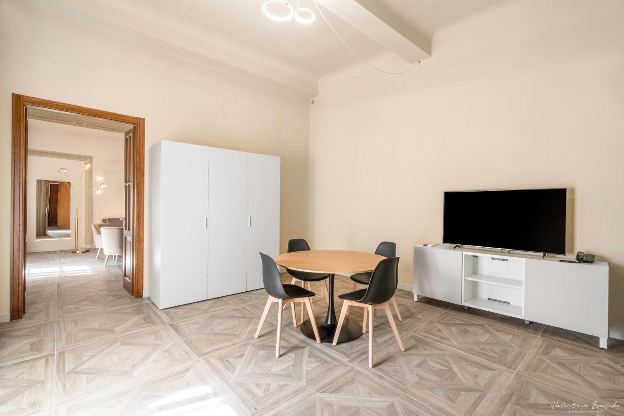 Hotel Adamas Флоренция Екстериор снимка